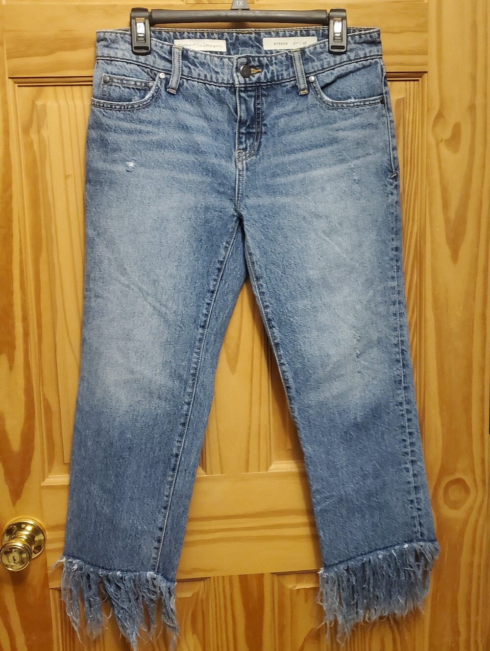 Pilcro And The Letterpress Crop Frayed Denim Jeans 26 The Hyphen  Anthropologie